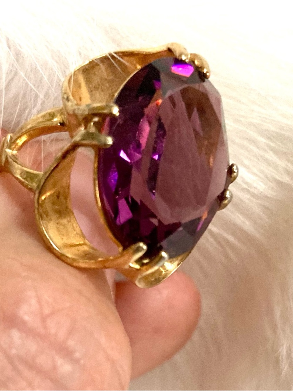Large Amethyst Glass 18k Gold Plated Ring Costume Jewelry size 6